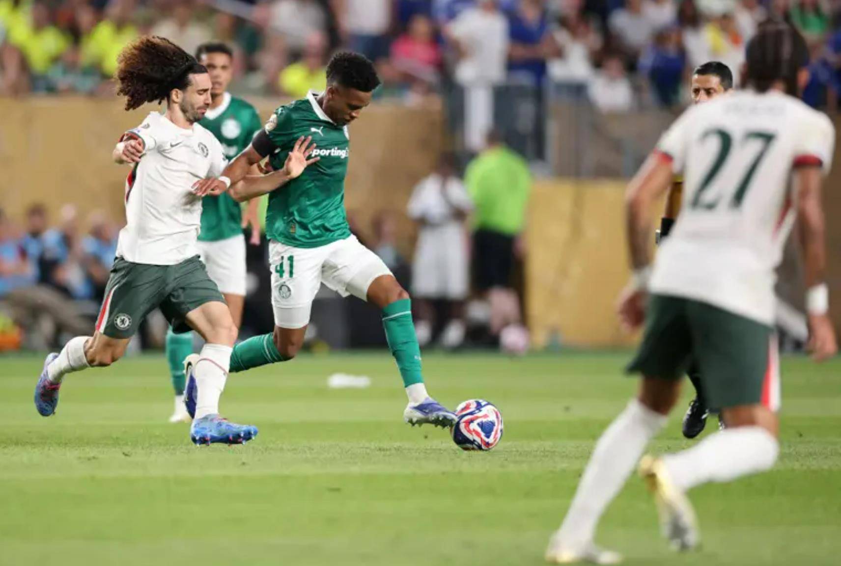 切尔西险胜乌克兰，蒂亚戈扛起全队