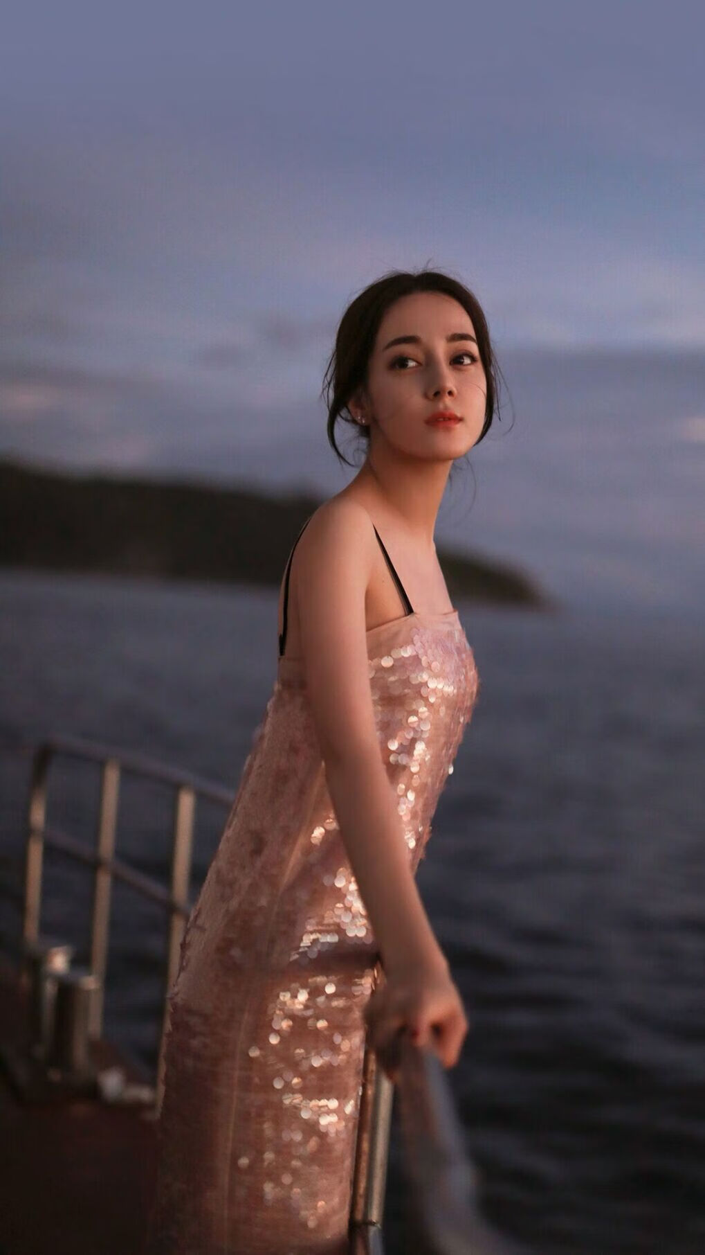 双重接管，当湖人用铁链绞碎掘金，布伦森在引擎轰鸣中驶向王座