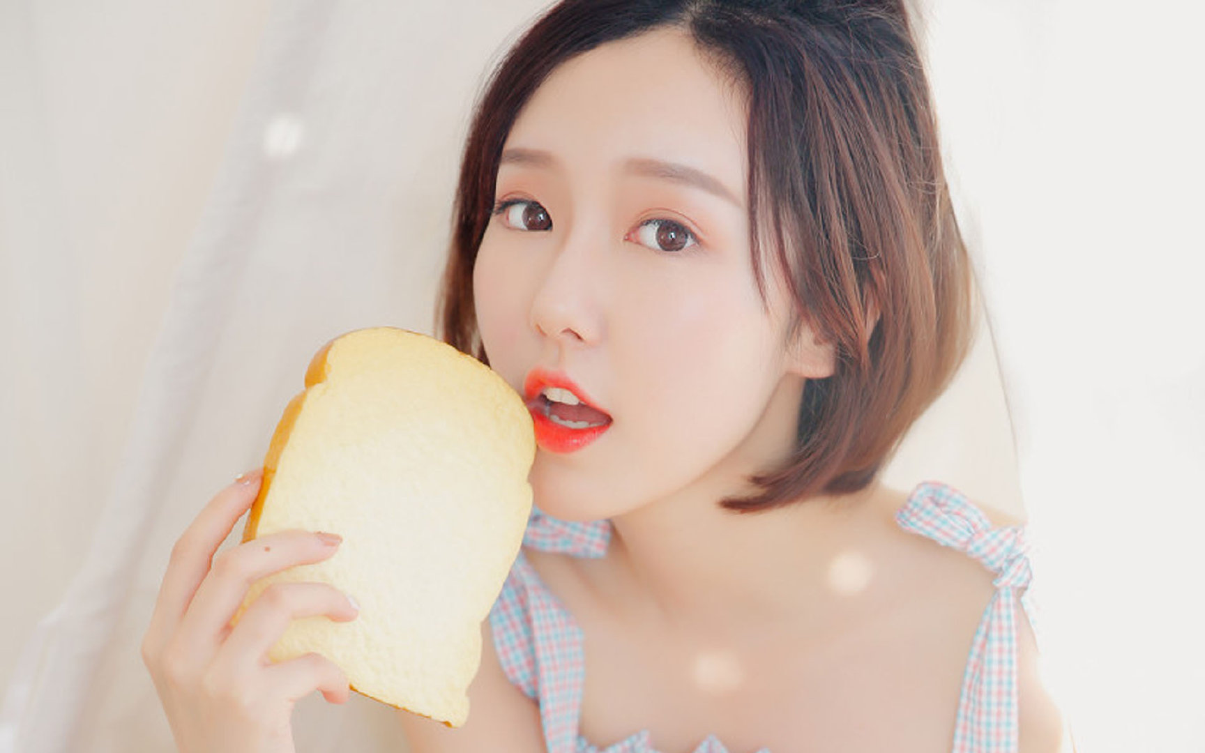 奇迹般签约，当佛罗伦萨拿下马赛，梅西成为关键先生