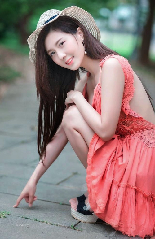 以下是根据您的要求,先扩展思维拟定的标题,以及基于标题撰写的文章