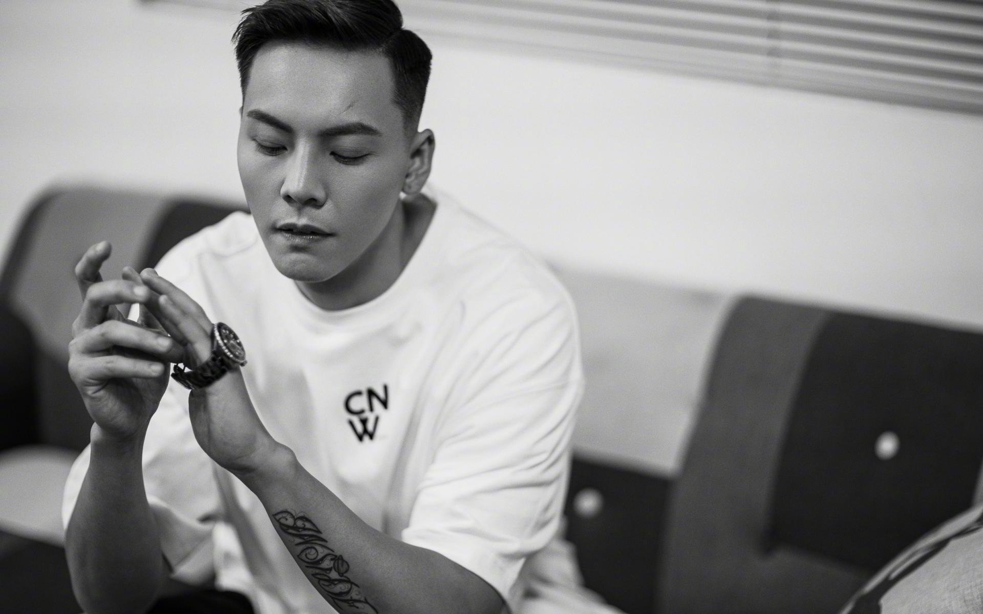 巴格达的雨夜，当伊拉克战车碾过斗牛士，罗德里戈的独舞成为绿洲